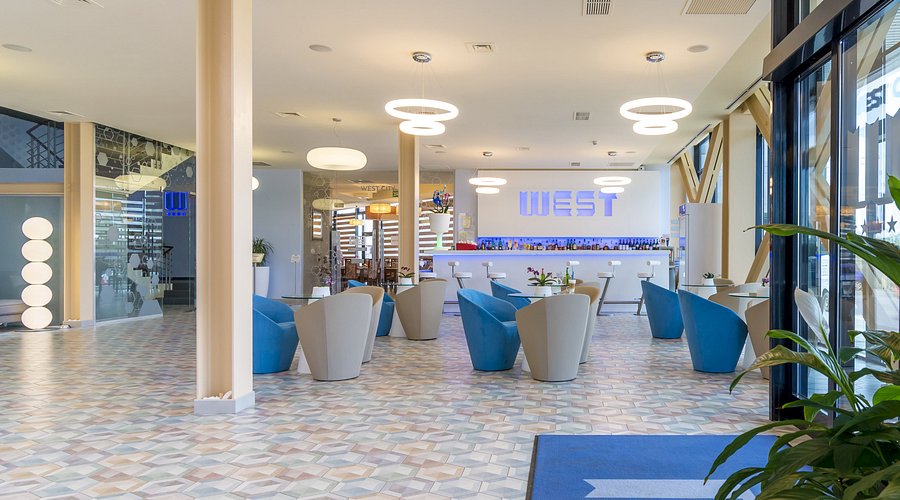 Hotel lobby